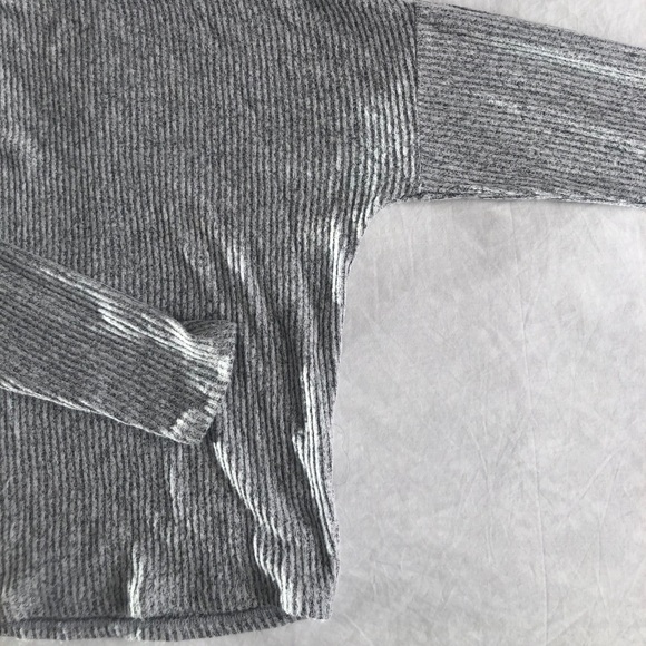 Grey Chenille-feel mock neck top - Picture 3 of 4